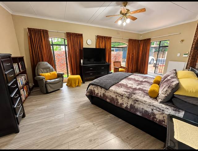 3 BEDROOM HOUSE FOR SALE IN GOLF PARK
